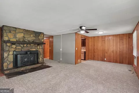 Living - 45 E James Cir, Hampton, GA 30228 photo 2 of 4