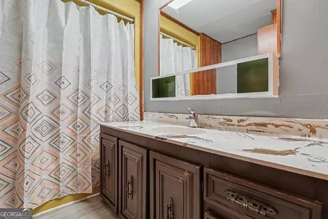 Bath - 45 E James Cir, Hampton, GA 30228 photo 2 of 2