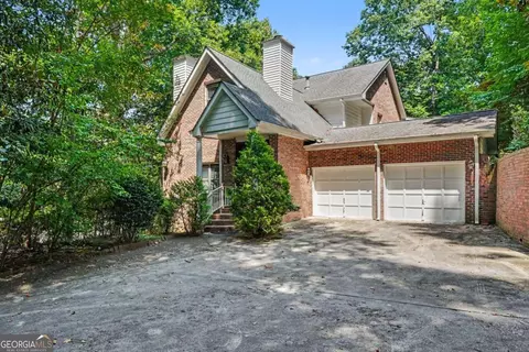 6415 River Chase Cir, Sandy Springs, GA 30328