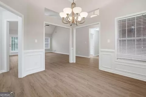 Entry Way - 101 Moss Pointe Dr, Mcdonough, GA 30253 photo 4 of 6