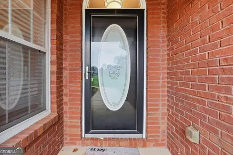 Entry Way - 101 Moss Pointe Dr, Mcdonough, GA 30253 photo 1 of 6