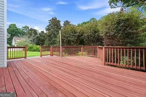 Exterior - 101 Moss Pointe Dr, Mcdonough, GA 30253 photo 5 of 8