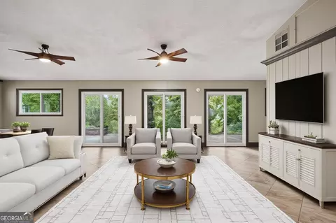 Living - 2188 Highway 36 E, Jackson, GA 30233 photo 1 of 3
