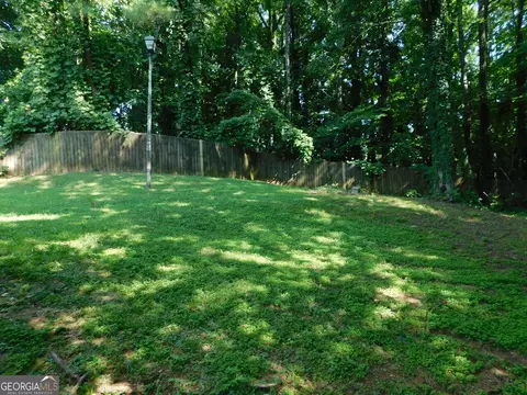 Exterior - 6740 Cambridge Dr, Rex, GA 30273 photo 8 of 9