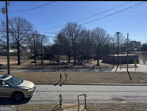3 N Broad St, Porterdale, GA 30014 photo 2