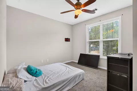Bedroom - 402 Creekside Dr, Lagrange, GA 30240 photo 4 of 4