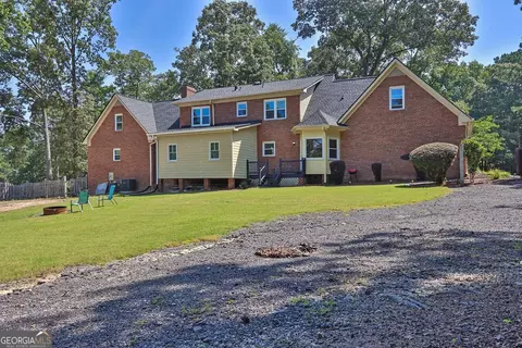 3765 Cannonwolde Dr, Snellville, GA 30039