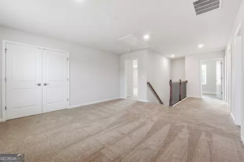 Entry Way - 206 Freshwater Ct, Lagrange, GA 30241 photo 4 of 7