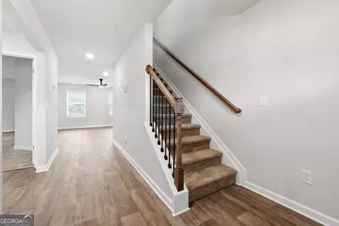 Entry Way - 206 Freshwater Ct, Lagrange, GA 30241 photo 1 of 7