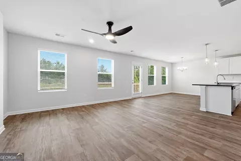 Living - 206 Freshwater Ct, Lagrange, GA 30241 photo 1 of 2