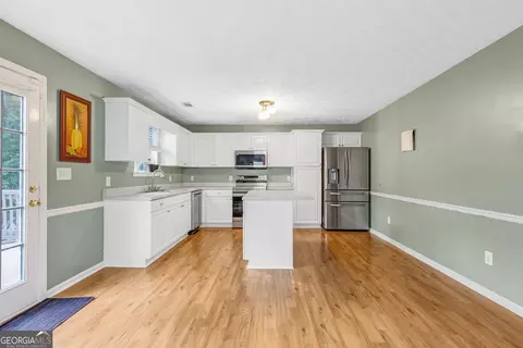 Kitchen - 75 Overlook Dr, Covington, GA 30016 photo 1 of 3