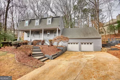 4205 Aberdeen Pass NE, Roswell, GA 30075
