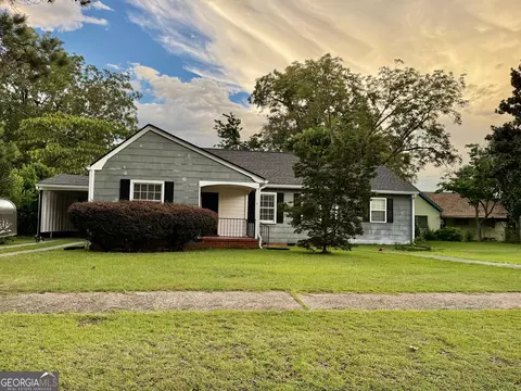 36 Huckabee St, Mc Rae, GA 31055