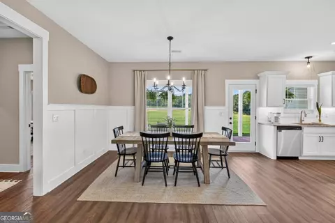 Dining - 5300 Bethany Rd, Buckhead, GA 30625 photo 2 of 3