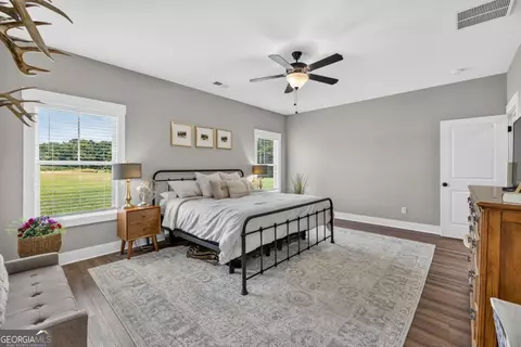 Bedroom - 5300 Bethany Rd, Buckhead, GA 30625 photo 3 of 9