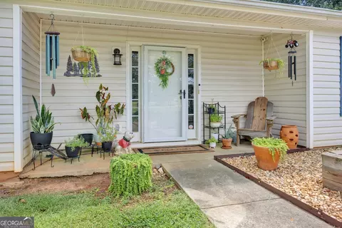 Exterior - 88 Snapping Shoals Rd, Mcdonough, GA 30252 photo 4 of 16