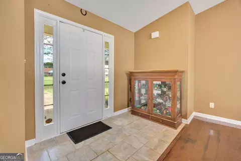 Entry Way - 88 Snapping Shoals Rd, Mcdonough, GA 30252 photo 3 of 4
