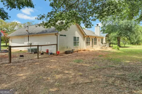 Exterior - 88 Snapping Shoals Rd, Mcdonough, GA 30252 photo 8 of 16