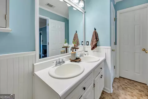 Bath - 88 Snapping Shoals Rd, Mcdonough, GA 30252 photo 1 of 2