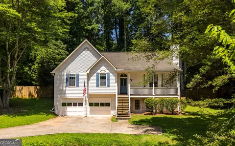 606 Rose Creek Cv, Woodstock, GA 30189