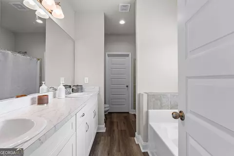 Bath - 293 High Falls Rd, Jackson, GA 30233 photo 2 of 4