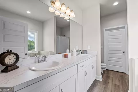 Bath - 293 High Falls Rd, Jackson, GA 30233 photo 1 of 4