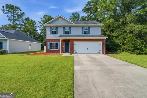 1277 Peacock Trl, Hinesville, GA 31313