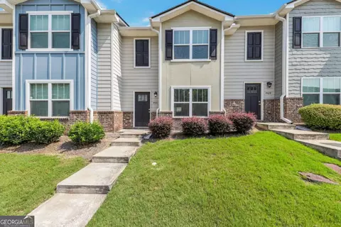 4431 Pinscher St, Union City, GA 30291