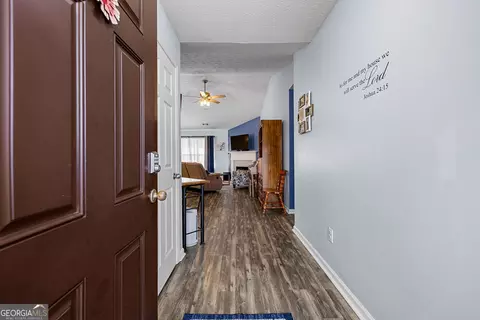 Entry Way - 1003 Marsh Court Ct, Hampton, GA 30228 photo 1 of 5