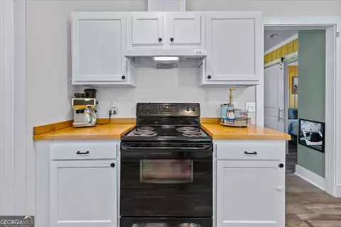 Kitchen - 204 N Ash St, Springfield, GA 31329 photo 4 of 4