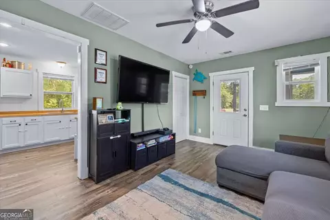 Entry Way - 204 N Ash St, Springfield, GA 31329 photo 1 of 2