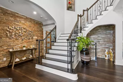 Entry Way - 3313 Pristine Pt, Dacula, GA 30019 photo 4 of 7