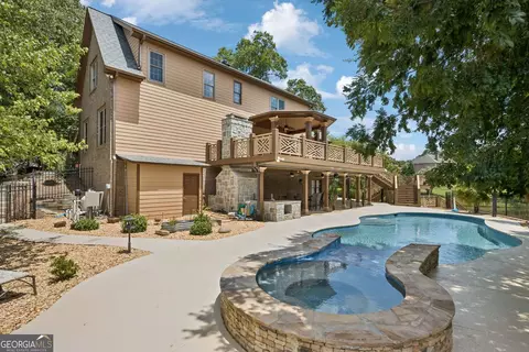Exterior - 3313 Pristine Pt, Dacula, GA 30019 photo 11 of 12