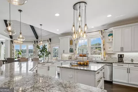Kitchen - 3313 Pristine Pt, Dacula, GA 30019 photo 6 of 7