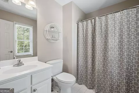 Bath - 3313 Pristine Pt, Dacula, GA 30019 photo 6 of 9