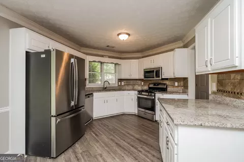 Kitchen - 340 Freeman Dr, Covington, GA 30016 photo 1 of 1