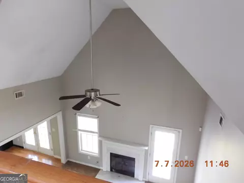 Living - 284 Valley Way, Hampton, GA 30228 photo 3 of 3