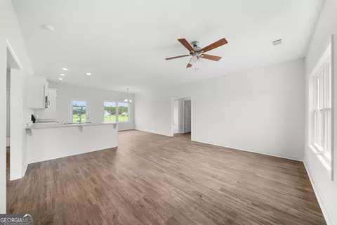 Living - 207 Cornerstone Dr #LOT 57, Statesboro, GA 30458 photo 1 of 2