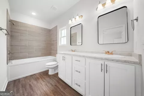 Bath - 207 Cornerstone Dr #LOT 57, Statesboro, GA 30458 photo 1 of 2