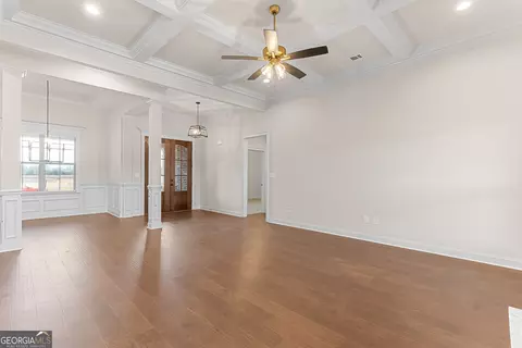 Living - 136 Pridgen Pass, Perry, GA 31069 photo 6 of 6