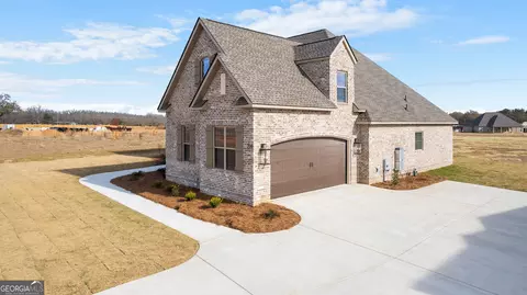Exterior - 136 Pridgen Pass, Perry, GA 31069 photo 3 of 4