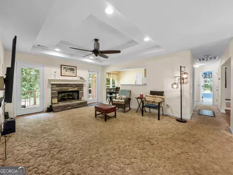 Living - 124 Foxdale Dr, Lagrange, GA 30240 photo 1 of 2