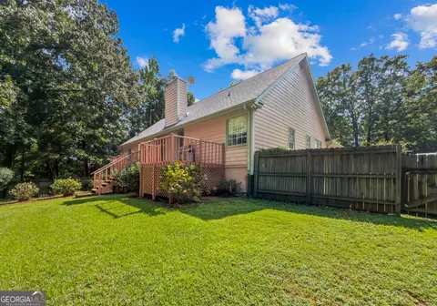 Exterior - 124 Foxdale Dr, Lagrange, GA 30240 photo 9 of 9
