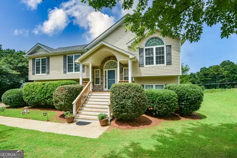 168 Oakview Dr, Dallas, GA 30157