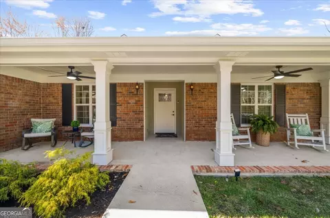 250 W Peachtree St, Norcross, GA 30071