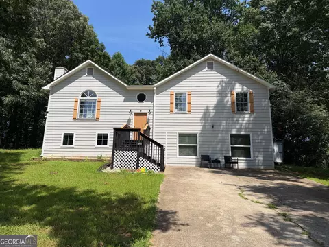 137 Landing Ln, Powder Springs, GA 30127