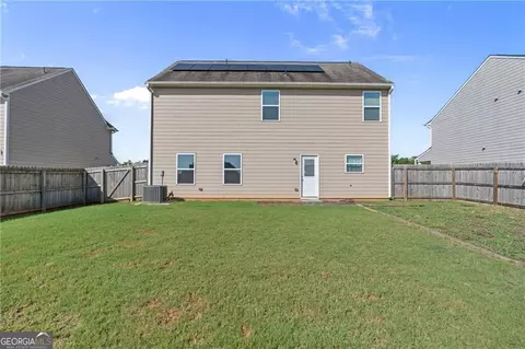 Exterior - 337 Darling Ln, Pendergrass, GA 30567 photo 4 of 5