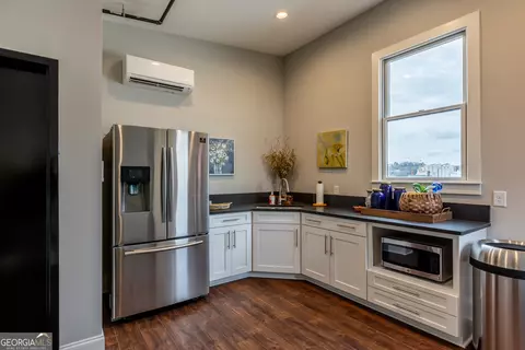 Kitchen - 1 E 3rd Ave #302, Rome, GA 30161 photo 3 of 3