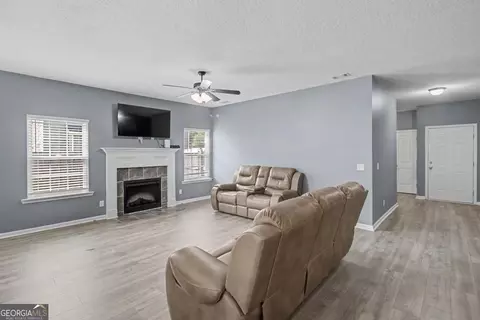 96 Griffin Rd, Allenhurst, GA 31301 photo 7