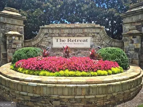 5398 Retreat Dr, Flowery Branch, GA 30542